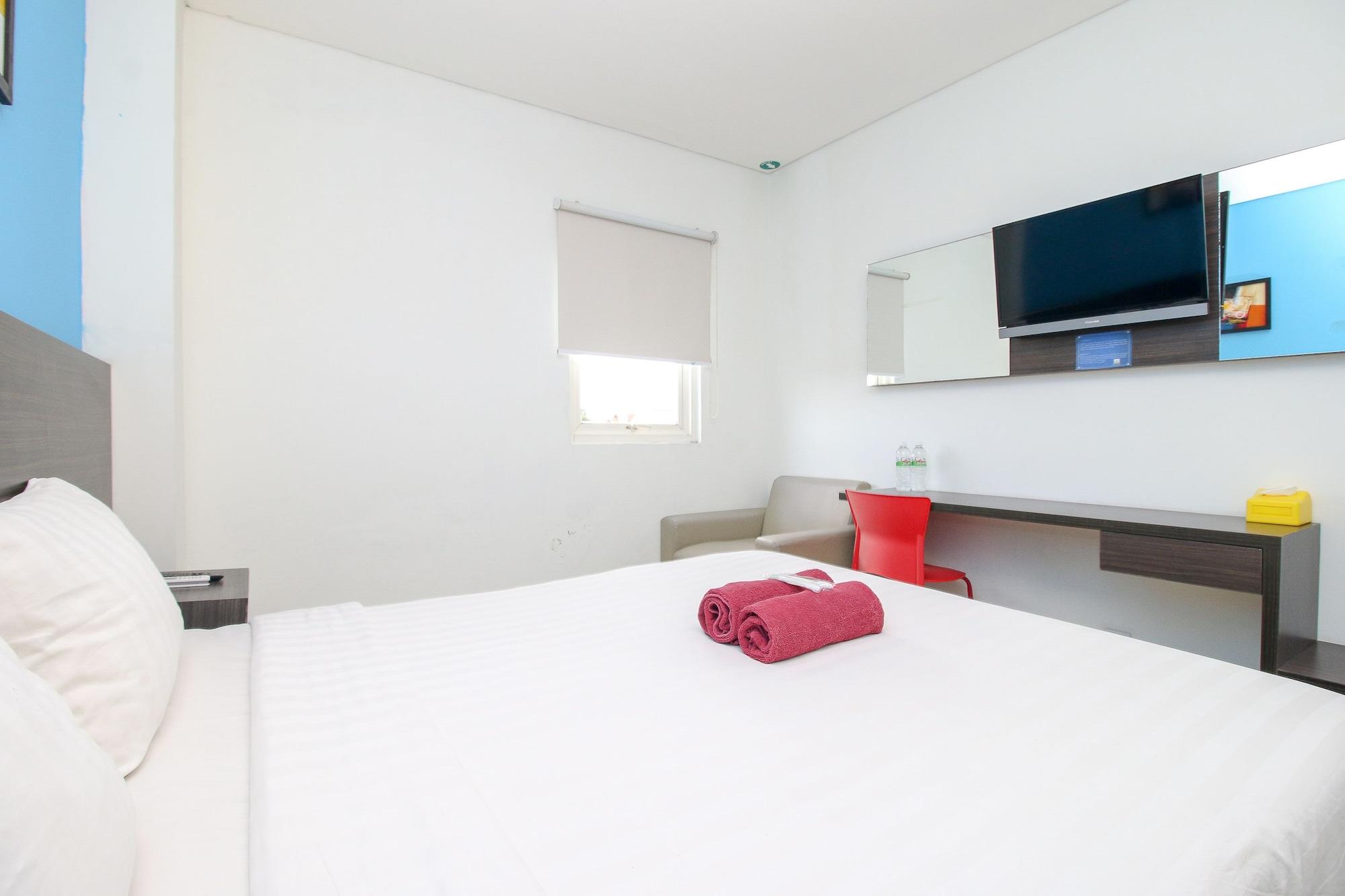 Pratama Hotel & Convention 마타람 외부 사진