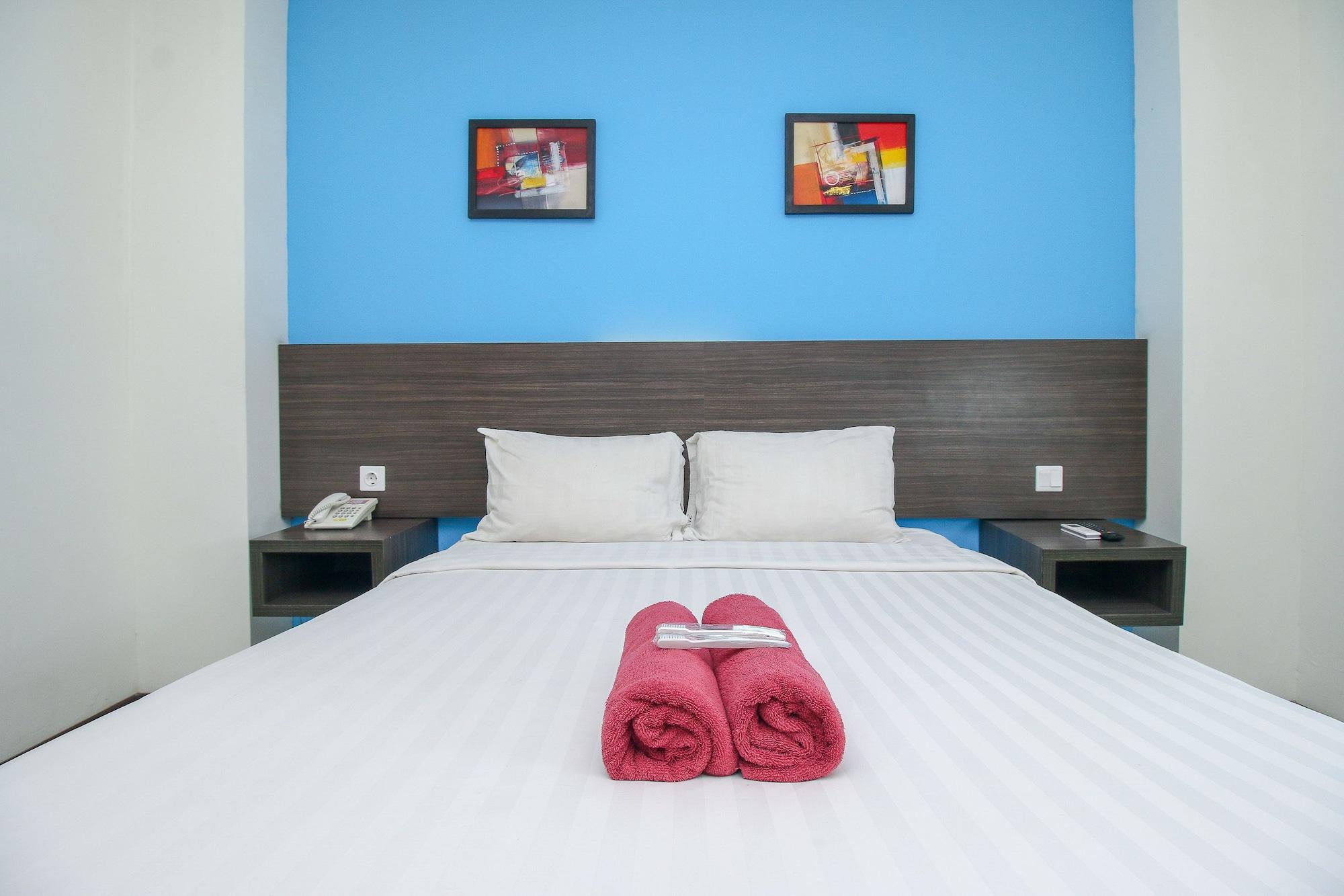 Pratama Hotel & Convention 마타람 외부 사진