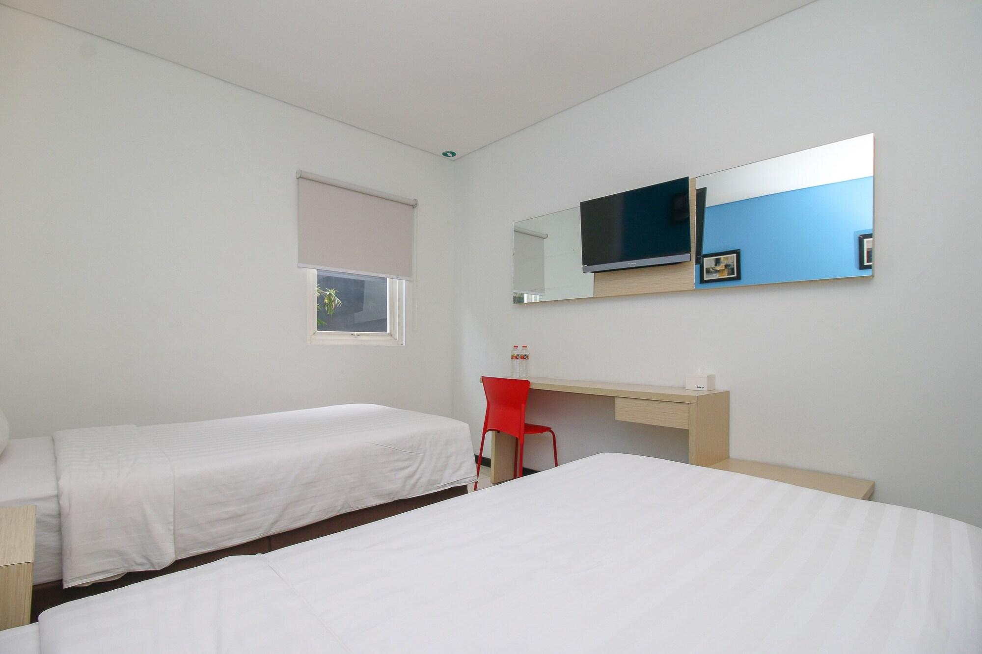 Pratama Hotel & Convention 마타람 외부 사진
